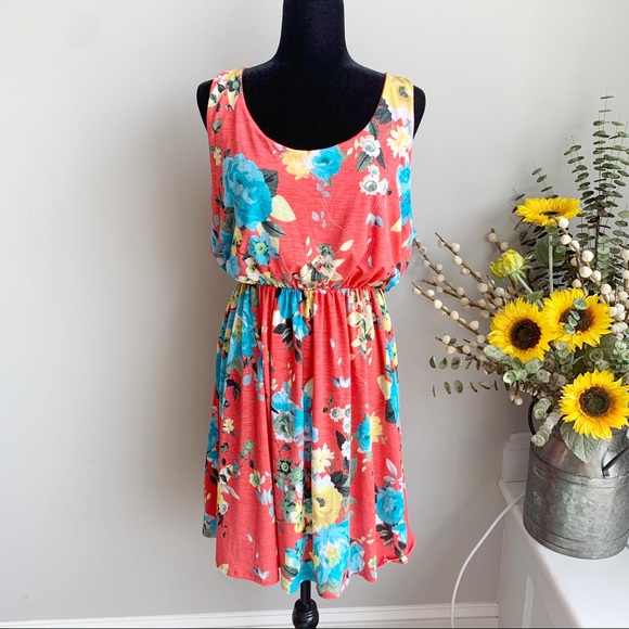 Hershe Dresses & Skirts - Perfectly Priscilla Hershe Vibrant Floral Dress